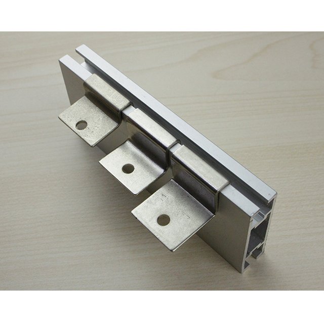 Exhibition Use Panel Hook